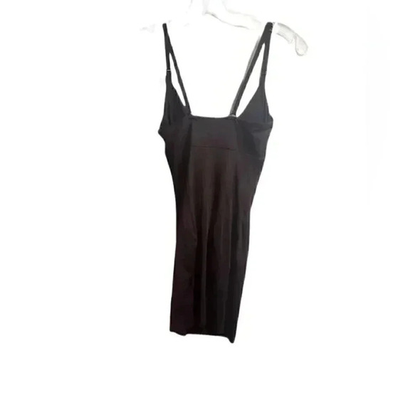 NWT Maidenform black lightweight firm control slimming smoothing shapewear M - Picture 3 of 3